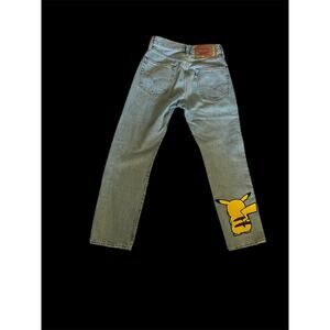 Levis Pokemon Jeans Mens 27 X 30 551 Z Loose Fit Straight Leg Pikachu